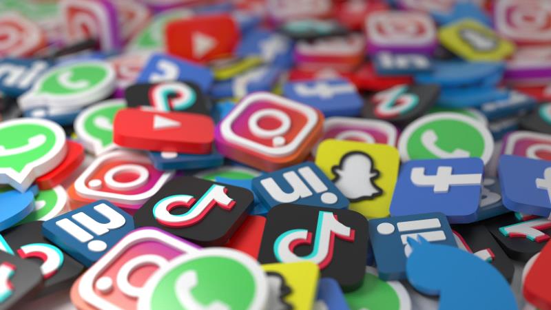 A lógica da lacração desloca o diálogo, enfraquece a mediação e impede consensos em um Congresso pressionado por crises reais.