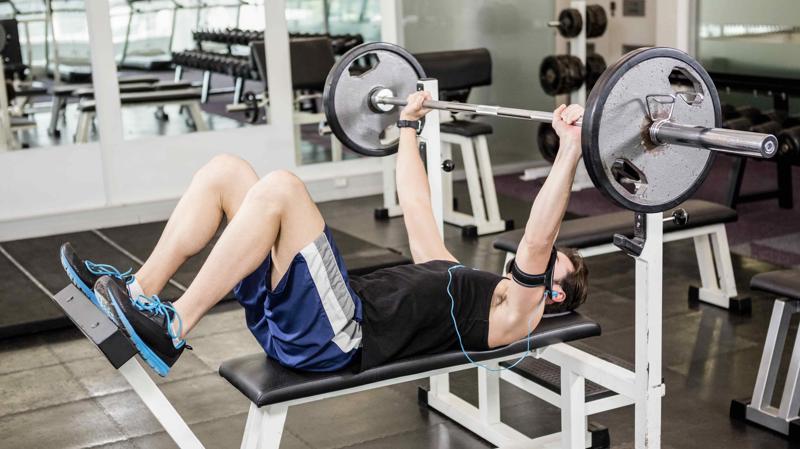 Para a deputada, o supino lidera os acidentes em academias que poderiam ser prevenidos com orientação correta.