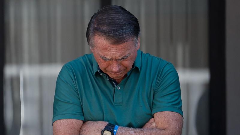 Bolsonaro está preso na Superintendência da PF desde o dia em que tentou violar a tornozeleira eletrônica.