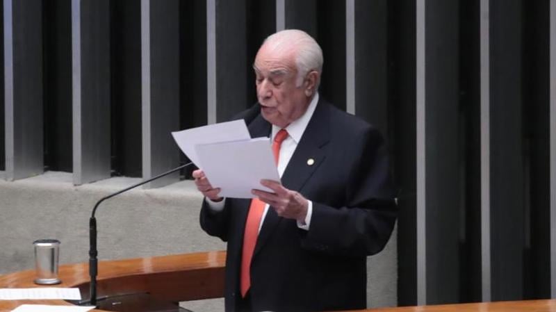 Texto relatado por Antonio Carlos Rodrigues estabelece restrições a quem usa inadimplência reiterada como prática ilícita.