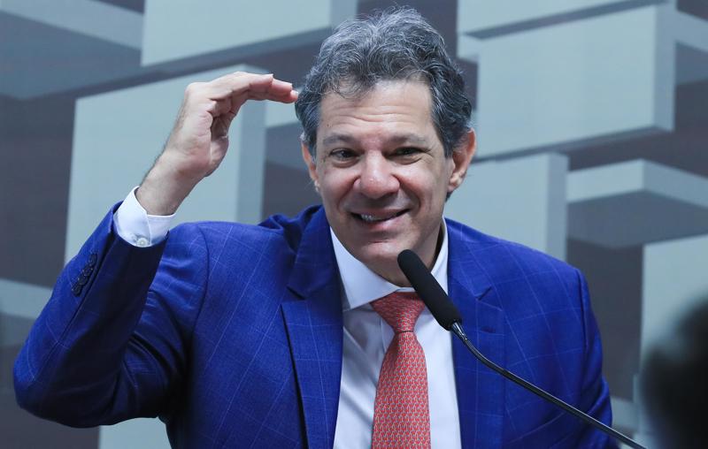 Aprovação de projetos como o do devedor contumaz e o que reduz incentivos fiscais é fundamental para o Orçamento do próximo ano, afirma ministro da Fazenda.