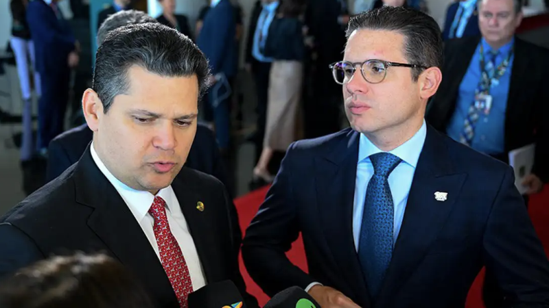 Câmara avança em proposta que proíbe distinção de gênero na PM