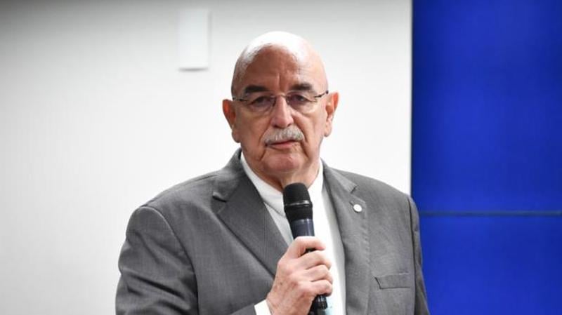 Deputado assumiu mandato como suplente em 1993. 