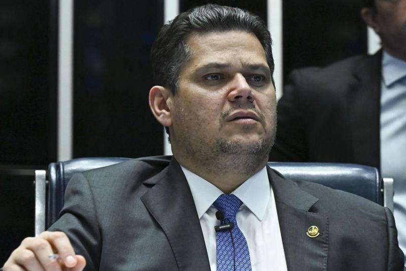 Ofício enviado pelo Senado também solicita o cancelamento da sessão virtual que avaliaria o referendo da decisão.