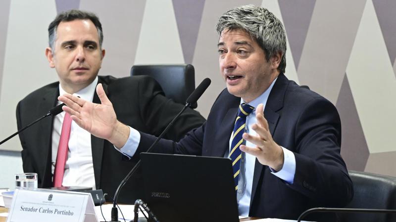 Comissão debate mudanças no Código Civil.