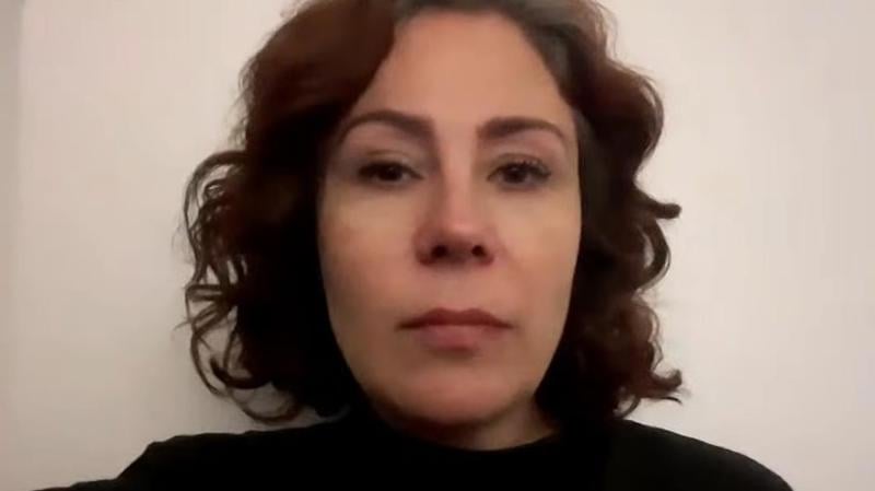 Zambelli mantém o cargo mesmo impossibilitada de exercer suas funções.