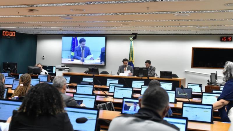 Projeto tramita desde março de 2024.