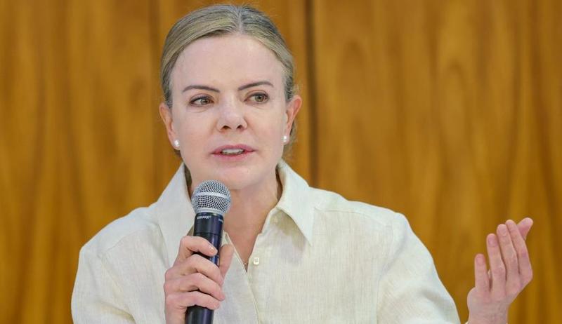 Gleisi relembrou que a retirada das sanções foi um dos temas da última conversa entre Lula e Trump.