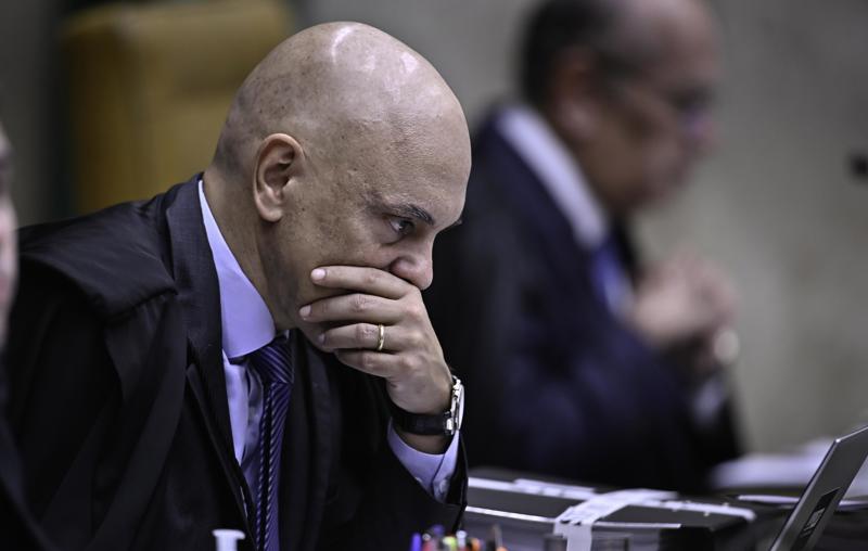 Moraes retruca a Câmara: 