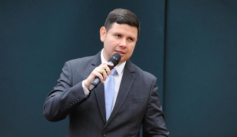 Netto Góes, da CBF, detalhou na Câmara os planos de profissionalização e formação nacional de árbitros.