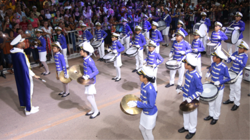 O projeto reconhece a atividade como função educacional e cultural de interesse público.