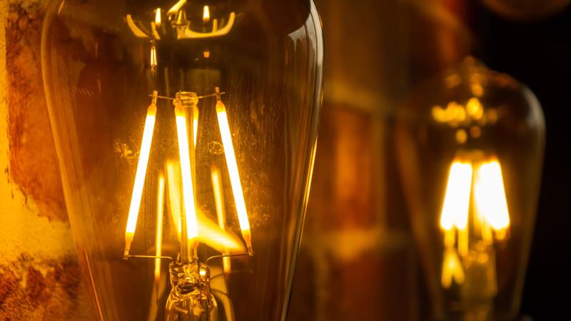 Repetição de blecautes sob a concessão da Enel indica problemas de manutenção, controle regulatório e resposta institucional.