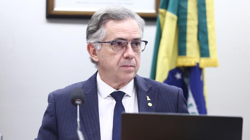 Comissão terá pelo menos 45 dias para negociar pontos sensíveis do texto, afirma Passarinho.