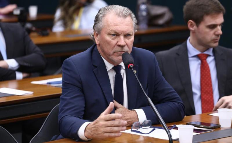 O projeto foi relatado pelo deputado Afonso Hamm. 