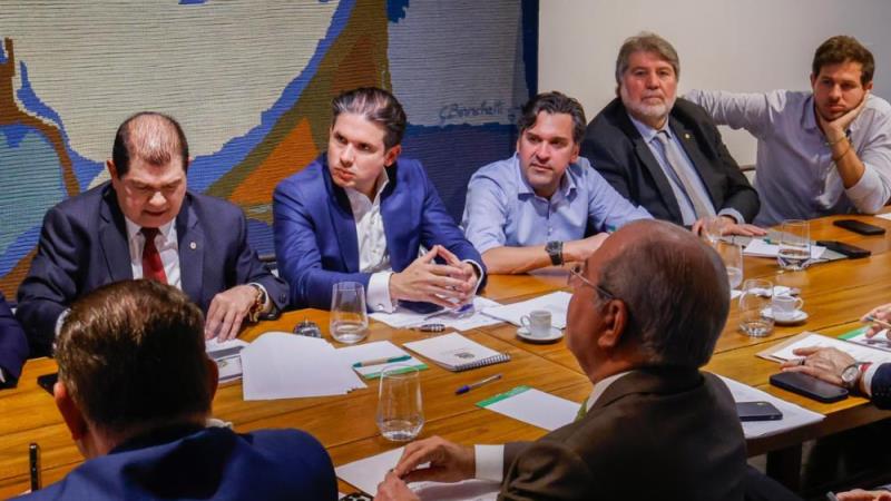 Adiamento foi decidido pelo presidente da Câmara, Hugo Motta, em acordo com líderes partidários.