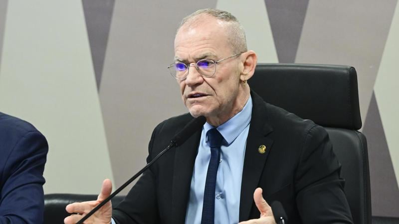 Contarato foi o único senador do PT a proferir voto favorável ao projeto.
