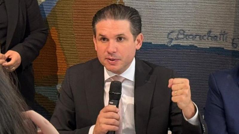 Motta cobra debate sobre eficiência da máquina pública.