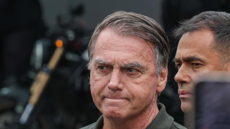 Ex-presidente já cumpria prisão domiciliar desde 6 de agosto.