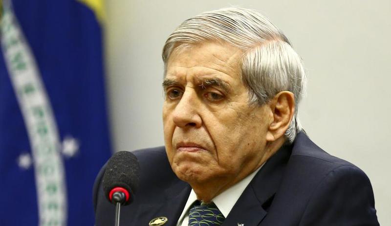 Heleno foi condenado a 21 anos de prisão, ficando em custódia no Comando Militar do Planalto.