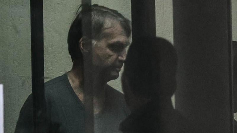 Bolsonaro realizará a cirurgia na quinta-feira (25).