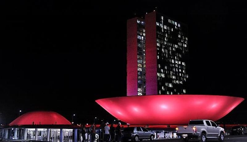 Pauta feminina foi tema de esforço concentrado nas duas Casas legislativas este ano, com normas aprovadas em agendas diversas.