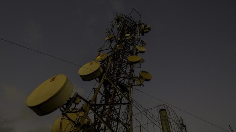 Vista da Pedra de São Domingos, em Camanducaia (MG), que abriga diversas antenas de telecomunicações;