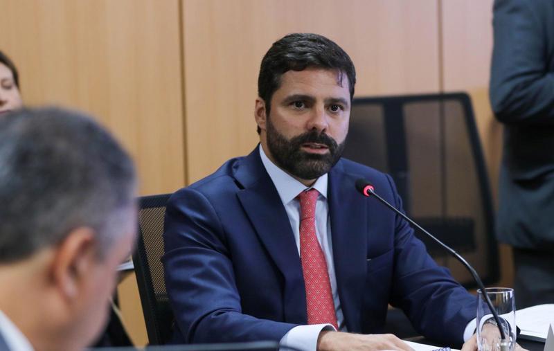 Secretário-executivo do Ministério da Justiça, Manoel Carlos é número 2 da pasta. 