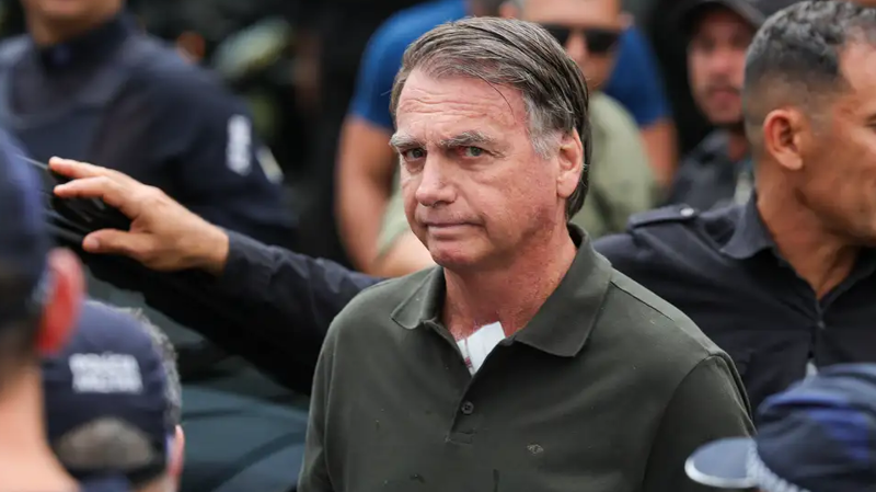 Bolsonaro cumpre prisão na Superintendência desde 22 de novembro de 2025.