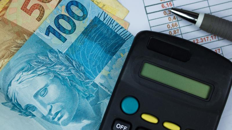 A execução obrigatória e antecipada das emendas parlamentares esvazia o contingenciamento e compromete a gestão fiscal.