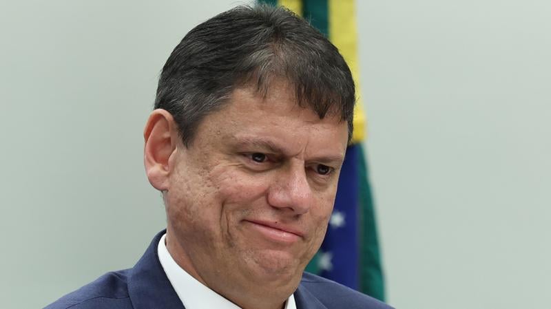 A gestão Tarcísio tenta reciclar um projeto derrotado nas urnas com privatização predatória e retrocessos sociais.