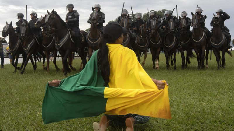 Prisões em massa, promessas de proteção e punições genéricas transformaram o pós-8 de janeiro em um marco de traição institucional.