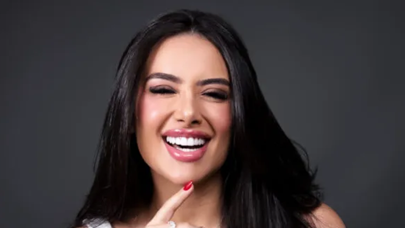 Participante foi escolhida por votação popular.