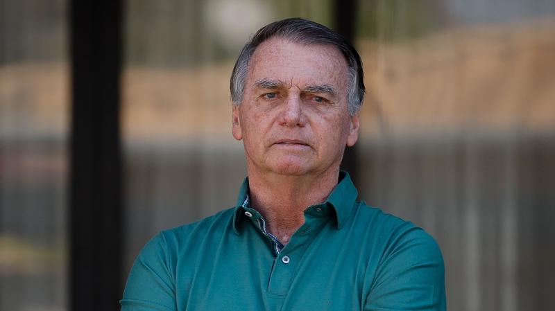 Bolsonaro poderá reduzir quatro dias de pena a cada resenha literária apresentada.
