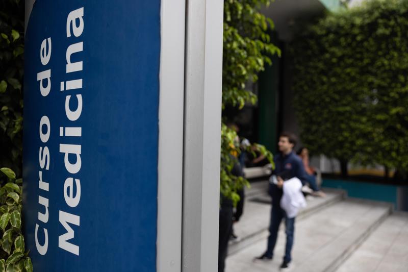 Instituições que tiveram desempenho baixo sofrerão sanções do MEC.