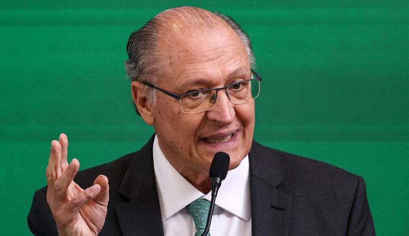 Alckmin considera judicialização como um 