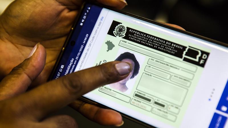 MP 1.327 rompe o vínculo entre habilitação e aptidão médica e amplia a exposição jurídica e social a tragédias no trânsito.