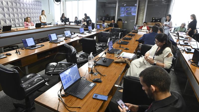 Retorno das atividades parlamentares ocorre em 2 de fevereiro.