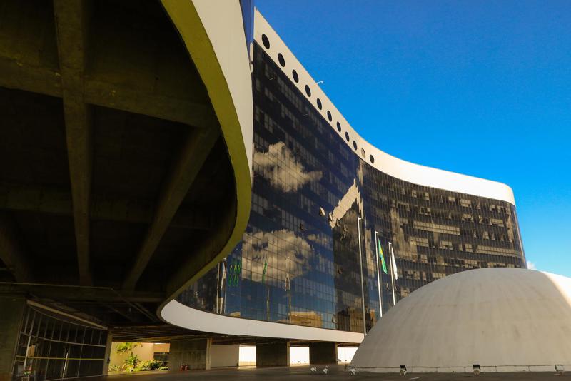 Estão pautados nove processos para a primeira sessão do ano.