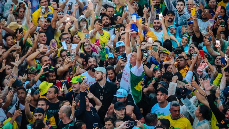 A mobilização em torno de Nikolas desloca o debate da indignação difusa para a defesa explícita do impeachment de ministros do Supremo.