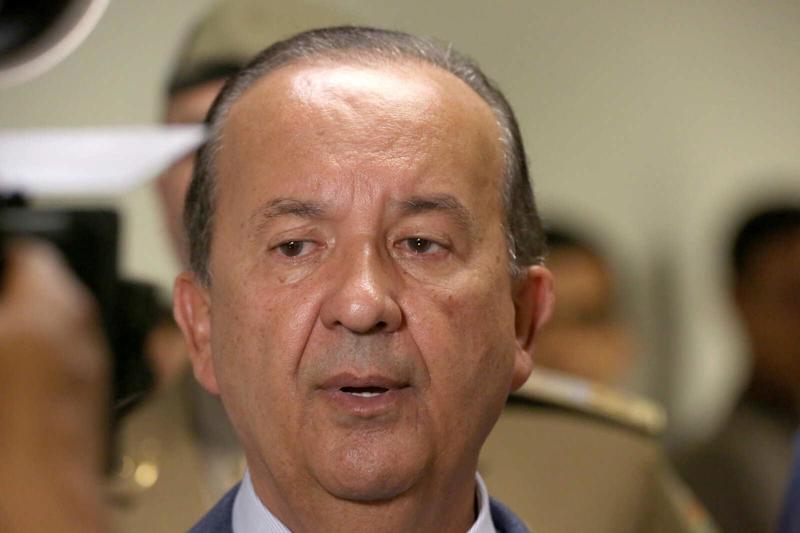 Governo de Jorginho Mello defendeu a lei estadual que veta cotas raciais nas universidades do estado.