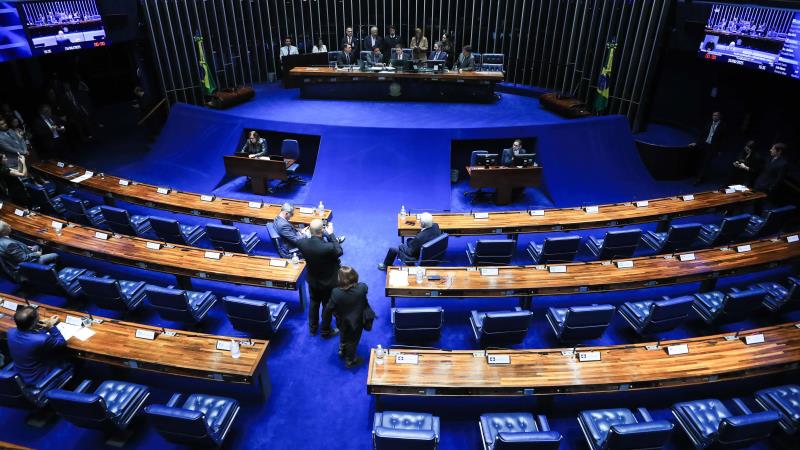 Quase 20 propostas aguardam análise em plenário.