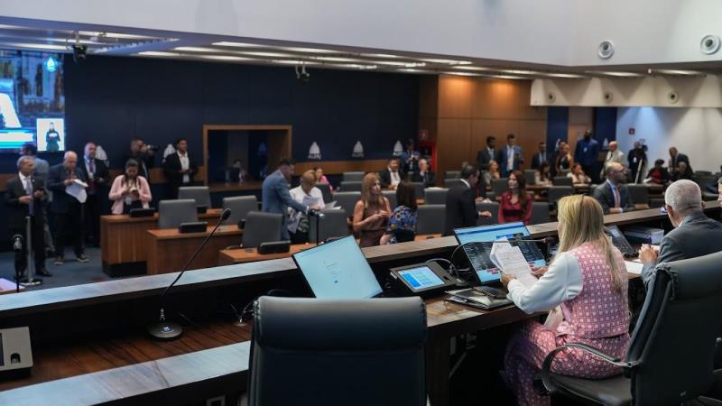 O projeto foi aprovado, em primeira discussão, na quarta-feira (4).