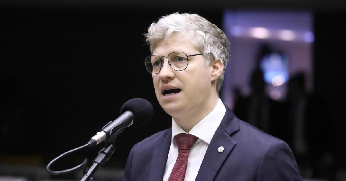 Comissão aprova isenção de visto para Austrália, Canadá e EUA