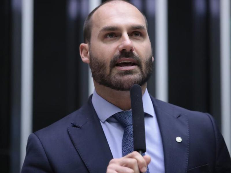 Eduardo Bolsonaro anunciou que vai morar nos Estados Unidos