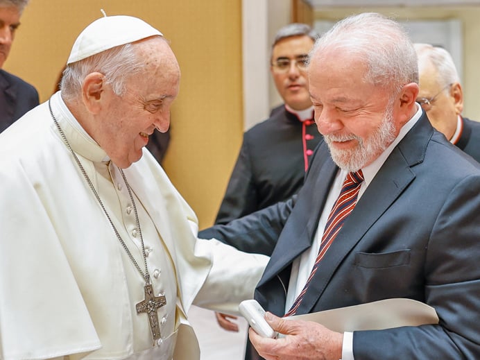 Presidente Lula em encontro com o Papa Francisco.