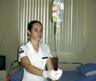 Deputados admitem que são pressionados por hospitais para não votar redução de jornada de enfermeiros Deputados admitem que são pressionados por hospitais para não votar redução de jornada de enfermeiros